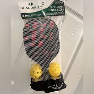 NWT GrandSlam Black Pink/Blue Pickleball Set Rackets with 4 Balls